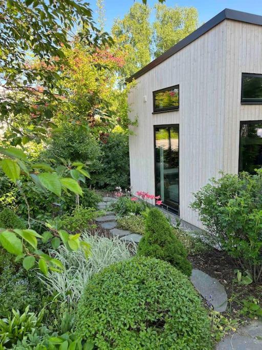 Mini House Villa Gribbylund Luaran gambar